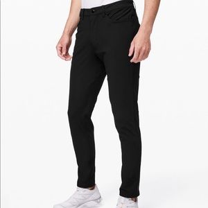 lululemon men’s ABC slim